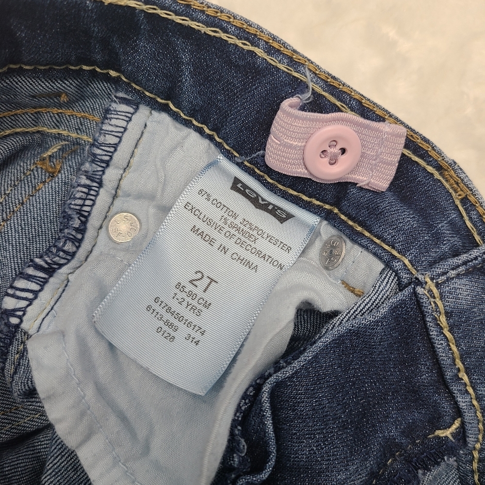 Levi's denim leggings 2T - Picture 3 of 5